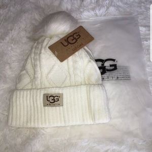 Ugg australia underline fleese beanie white
